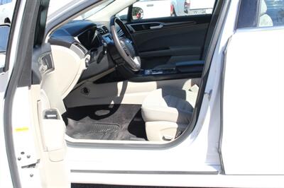 2017 Ford Fusion SE   - Photo 11 - Layton, UT 84041