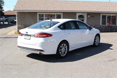 2017 Ford Fusion SE   - Photo 5 - Layton, UT 84041