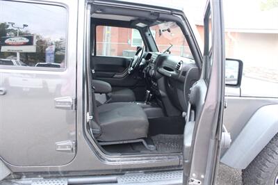 2017 Jeep Wrangler Sport   - Photo 15 - Layton, UT 84041