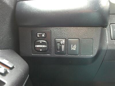 2018 Toyota RAV4 XLE   - Photo 16 - Layton, UT 84041