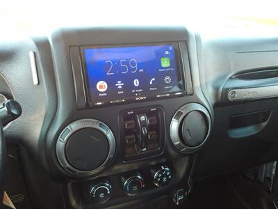 2018 Jeep Wrangler JK Unlimited Sport S   - Photo 14 - Layton, UT 84041