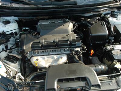 2010 Hyundai ELANTRA GLS - Photo 10 - Layton, UT 84041