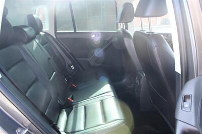 2013 Volkswagen Tiguan SE 4Motion   - Photo 18 - Layton, UT 84041