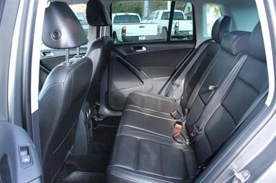 2013 Volkswagen Tiguan SE 4Motion   - Photo 14 - Layton, UT 84041