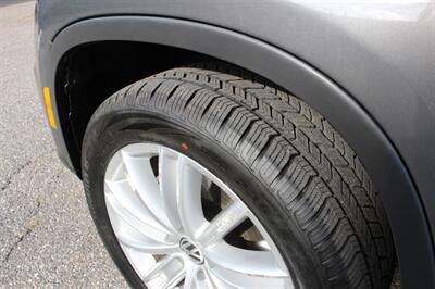 2013 Volkswagen Tiguan SE 4Motion   - Photo 10 - Layton, UT 84041