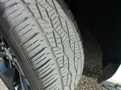 2015 GMC Yukon XL SLE - Photo 10 - Layton, UT 84041