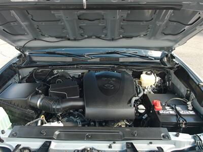 2021 Toyota Tacoma TRD Off-Road   - Photo 10 - Layton, UT 84041