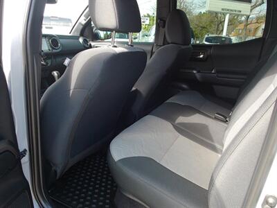 2021 Toyota Tacoma TRD Off-Road   - Photo 14 - Layton, UT 84041