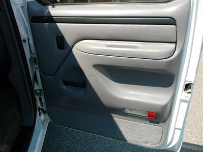 1997 Ford F-350 XLT   - Photo 23 - Layton, UT 84041