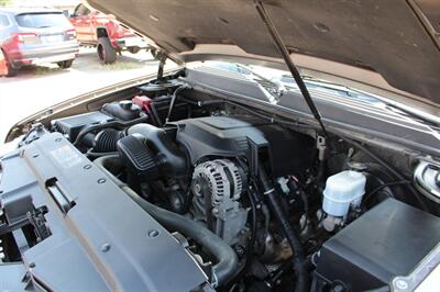 2012 Chevrolet Suburban Z71   - Photo 11 - Layton, UT 84041