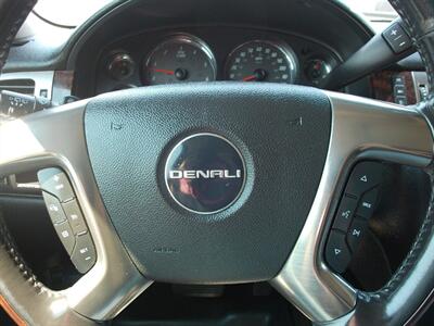 2007 GMC Yukon Denali   - Photo 13 - Layton, UT 84041