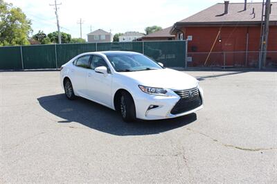 2018 Lexus ES 350   - Photo 6 - Layton, UT 84041