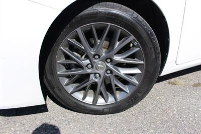 2018 Lexus ES 350   - Photo 8 - Layton, UT 84041