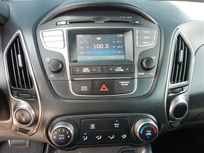 2015 Hyundai TUCSON SE   - Photo 18 - Layton, UT 84041