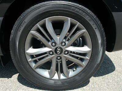 2015 Hyundai TUCSON SE   - Photo 12 - Layton, UT 84041