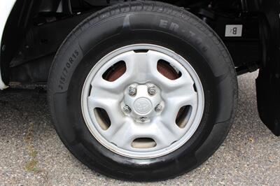 2015 Toyota Tacoma   - Photo 11 - Layton, UT 84041