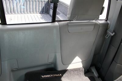 2015 Toyota Tacoma   - Photo 17 - Layton, UT 84041