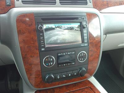 2010 Chevrolet Suburban LTZ   - Photo 15 - Layton, UT 84041