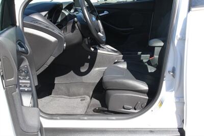 2015 Ford Focus SE   - Photo 10 - Layton, UT 84041