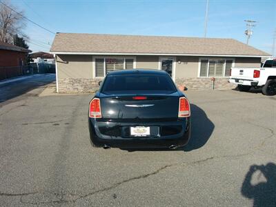 2013 Chrysler 300 S   - Photo 4 - Layton, UT 84041