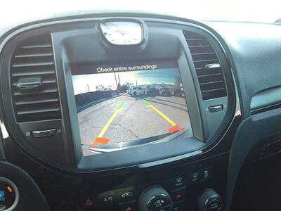 2013 Chrysler 300 S   - Photo 16 - Layton, UT 84041