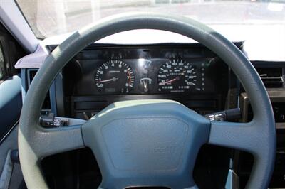 1993 Nissan Truck SE V6   - Photo 15 - Layton, UT 84041