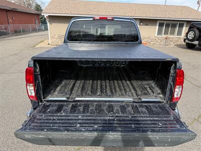 2013 Nissan Frontier SV   - Photo 5 - Layton, UT 84041