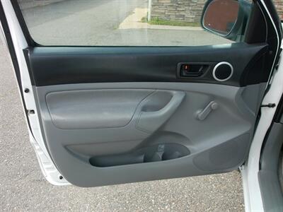 2010 Toyota Tacoma   - Photo 18 - Layton, UT 84041