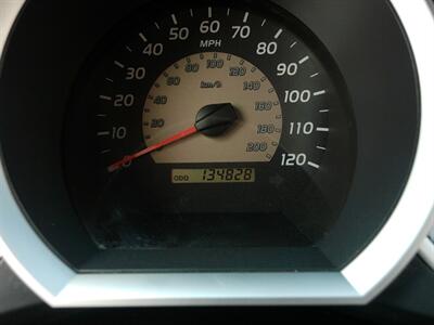 2010 Toyota Tacoma   - Photo 13 - Layton, UT 84041