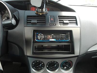 2011 Mazda Mazda3 i Sport   - Photo 24 - Layton, UT 84041