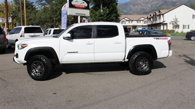 2021 Toyota Tacoma TRD Off-Road   - Photo 2 - Layton, UT 84041