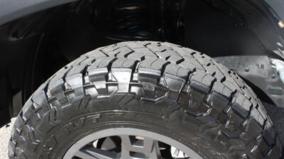 2021 Toyota Tacoma TRD Off-Road   - Photo 11 - Layton, UT 84041
