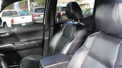 2021 Toyota Tacoma TRD Off-Road   - Photo 15 - Layton, UT 84041