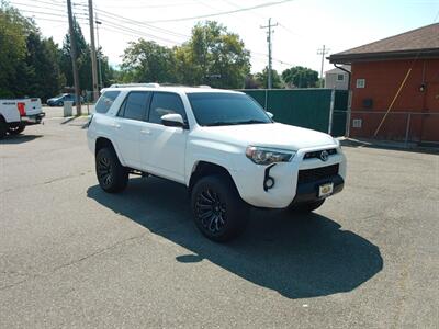2015 Toyota 4Runner SR5   - Photo 7 - Layton, UT 84041