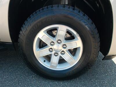 2013 GMC Yukon XL SLT   - Photo 9 - Layton, UT 84041