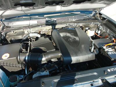 2017 Toyota Tacoma SR5 V6   - Photo 13 - Layton, UT 84041