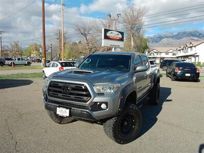2017 Toyota Tacoma SR5 V6 Truck