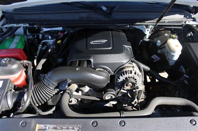 2007 Chevrolet Suburban LT   - Photo 10 - Layton, UT 84041