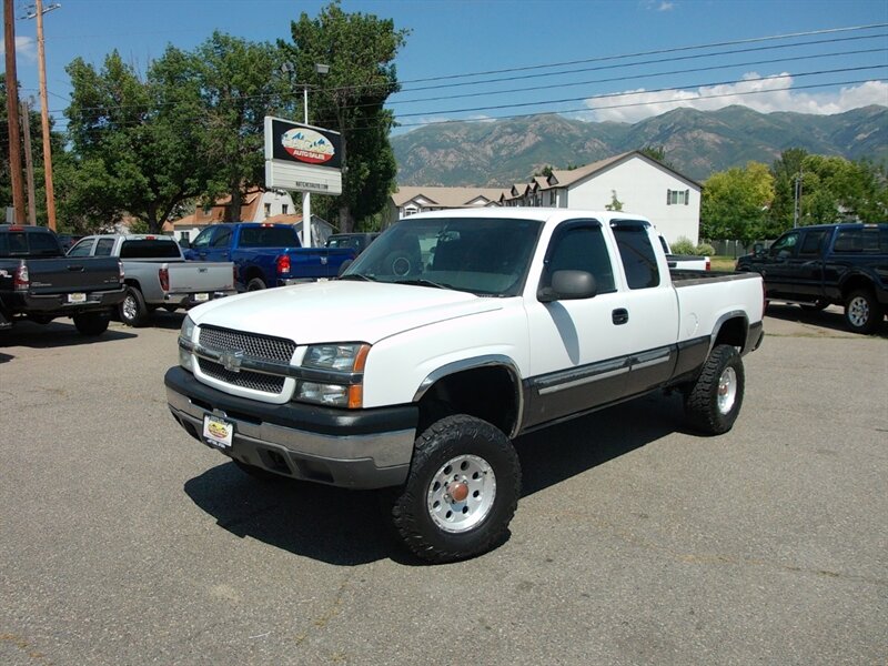 2003 Chevrolet Silverado 1500 LT  