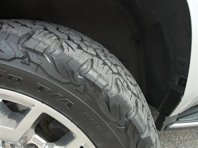 2015 GMC Yukon SLT   - Photo 12 - Layton, UT 84041