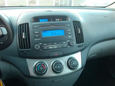 2010 Hyundai ELANTRA GLS   - Photo 13 - Layton, UT 84041