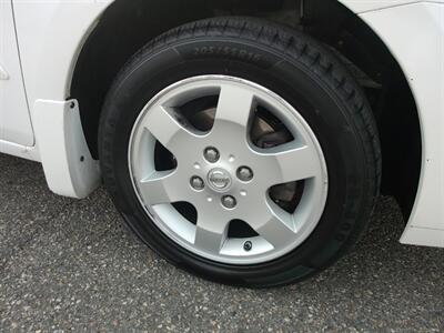 2011 Nissan Sentra 2.0 S   - Photo 9 - Layton, UT 84041