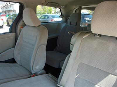 2016 Toyota Sienna LE 8-Passenger   - Photo 21 - Layton, UT 84041