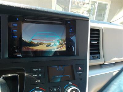 2016 Toyota Sienna LE 8-Passenger   - Photo 18 - Layton, UT 84041