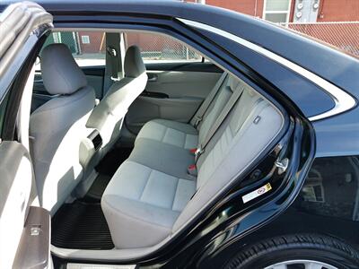 2017 Toyota Camry LE   - Photo 11 - Layton, UT 84041