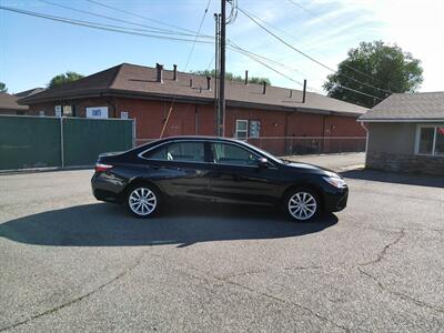 2017 Toyota Camry LE   - Photo 6 - Layton, UT 84041