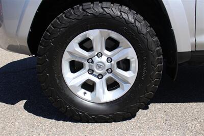 2022 Toyota 4Runner SR5 Premium   - Photo 9 - Layton, UT 84041