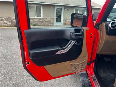 2015 Jeep Wrangler Unlimited Sahara   - Photo 16 - Layton, UT 84041