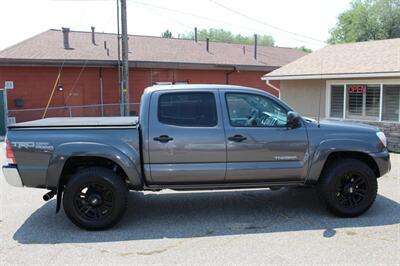 2015 Toyota Tacoma TRD Off-Road   - Photo 7 - Layton, UT 84041