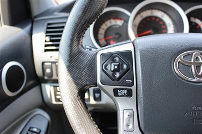 2015 Toyota Tacoma TRD Off-Road   - Photo 19 - Layton, UT 84041